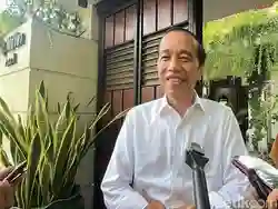 Isu Keaslian Ijazah UGM Kembali Diungkap, Jokowi Anggap Sebagai Fitnah Murahan